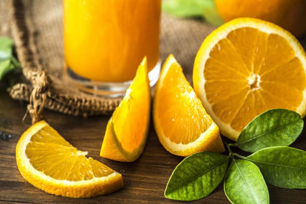 Boire du jus de citron le matin : est-ce vraiment raisonnable ?